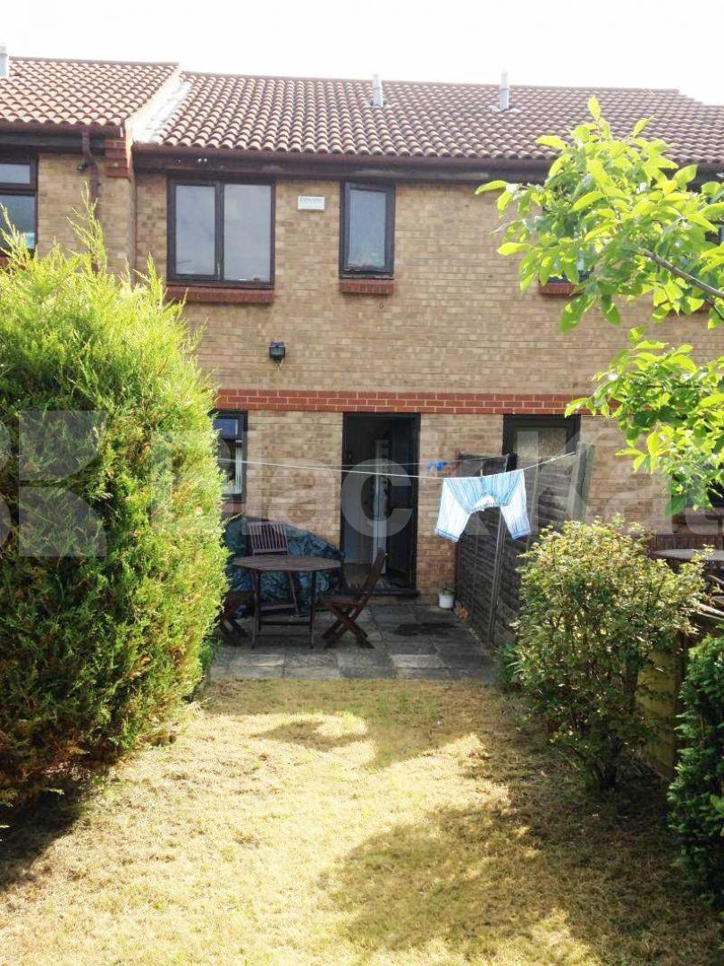 			NEW INSTRUCTION, 2 Bedroom, 1 bath, 1 reception House			 Rosethorn Close, Balham/Clapham South